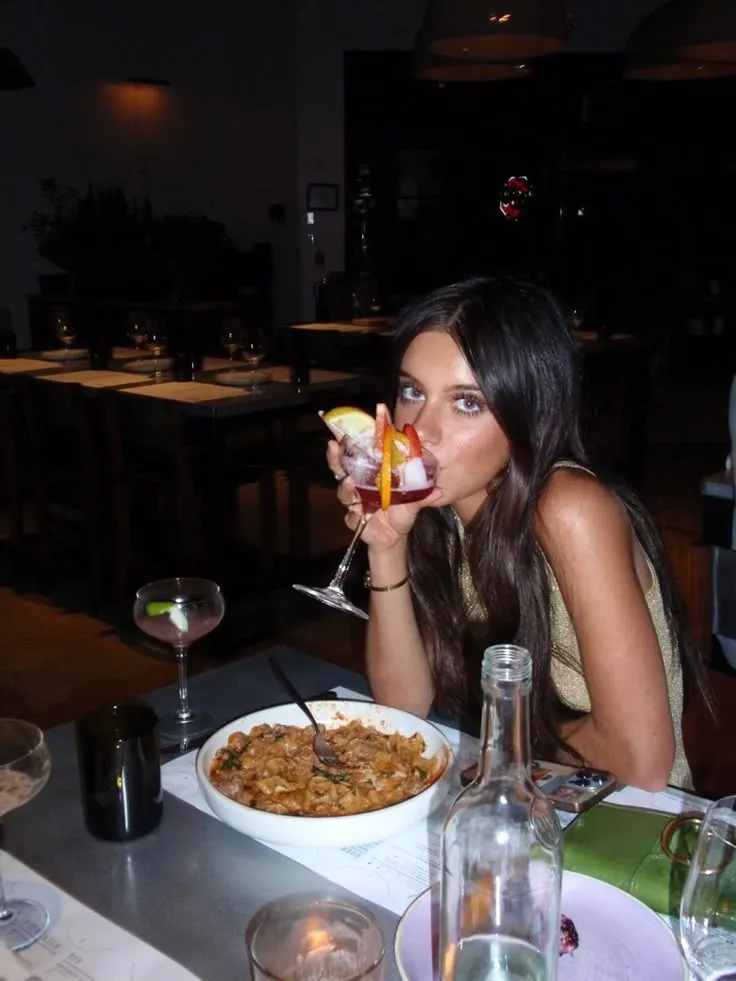 Girl photo 7